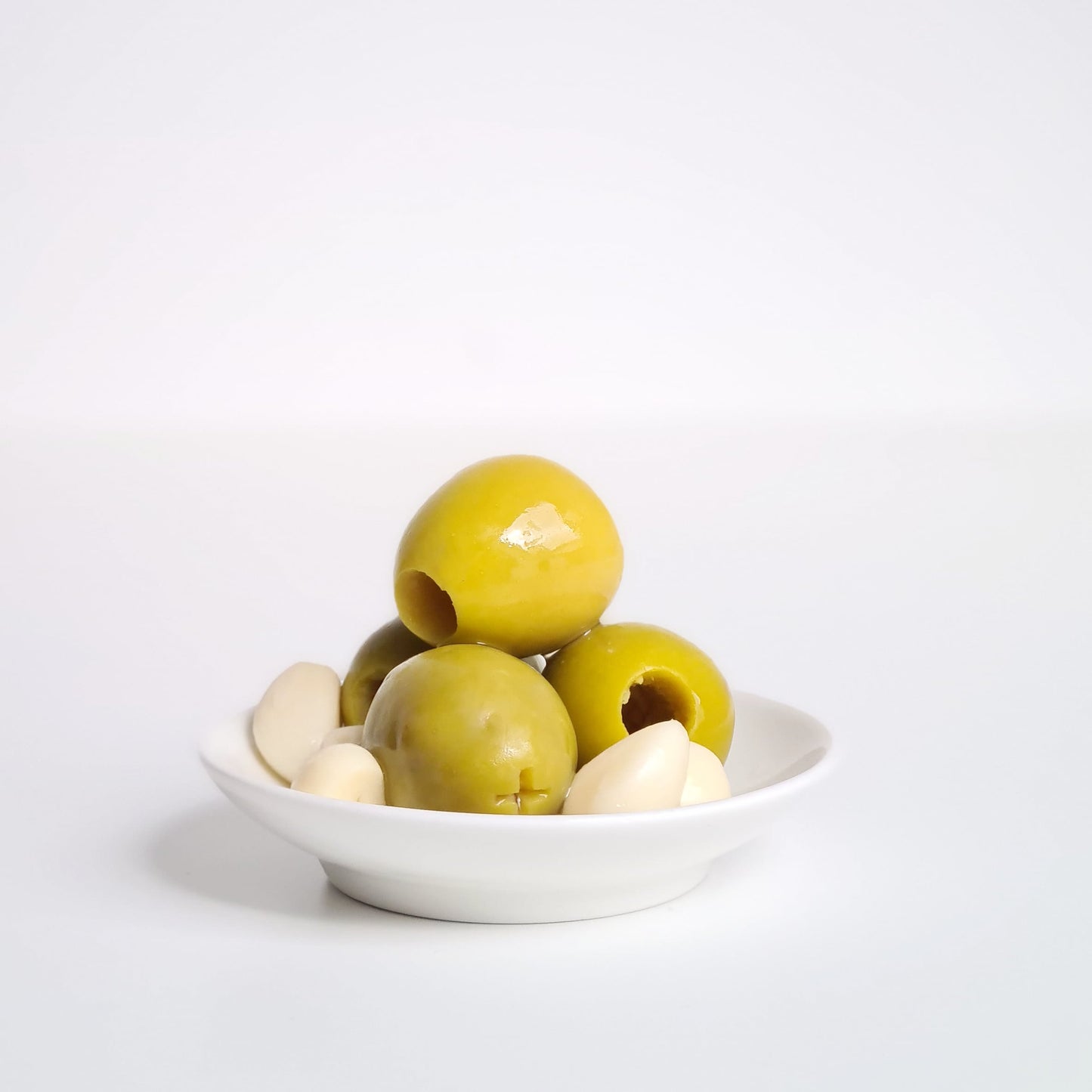 Gordal Oliven entkernt mit Knoblauch & Rosmarin